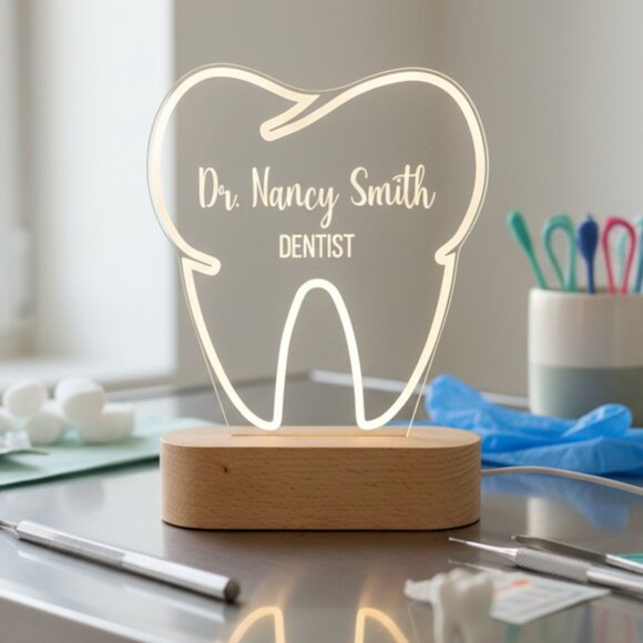 Dentist Night Light – Personalized LED Tooth Lamp for Office Decor - Picture 8 of 8